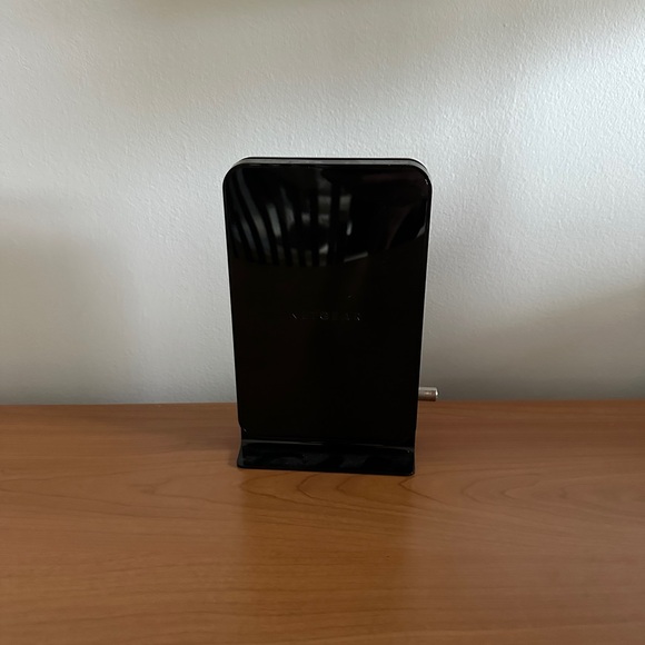 Netgear CM500 Modem - Picture 2 of 3